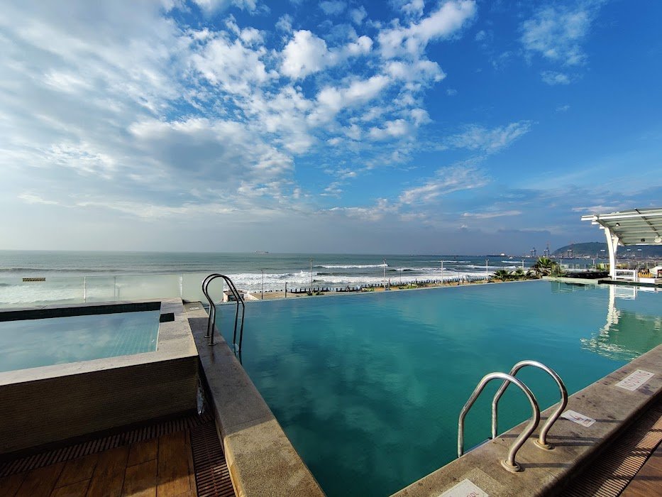 Novotel Visakhapatnam Varun Beach photo 3