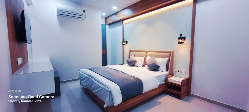 Hotel The Grand Crystal photo 3