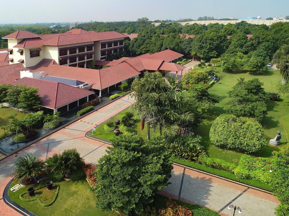 Madhubhan Resort & Spa photo 2