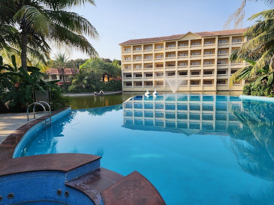 Regency Lagoon Resort & Convention