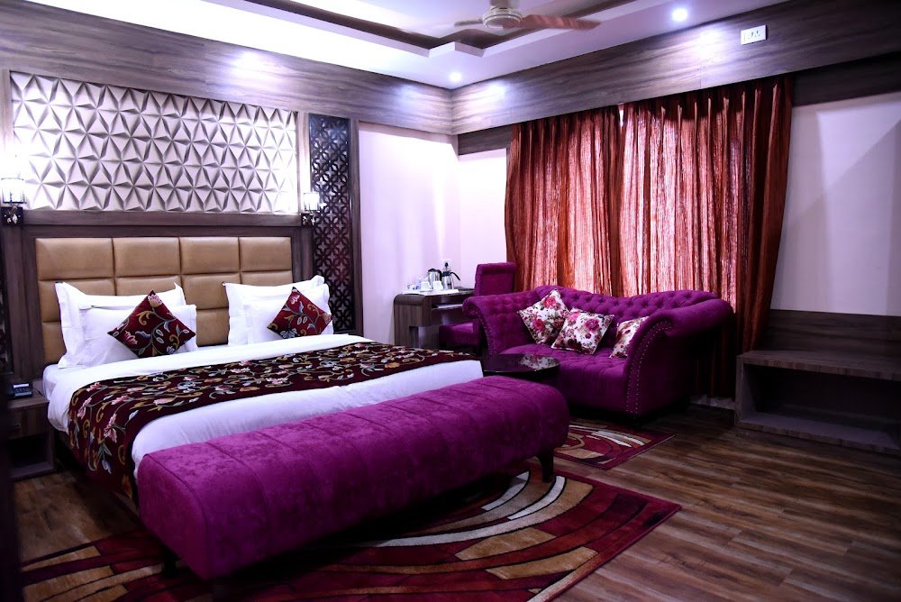 Hotel Pride Inn
