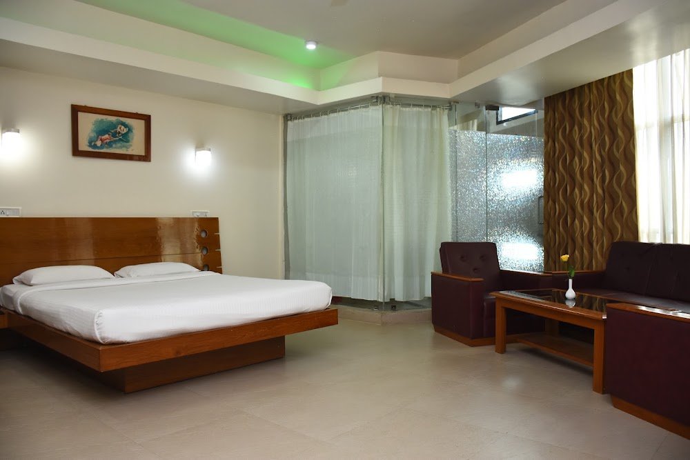 Hotel Yaiphabaa