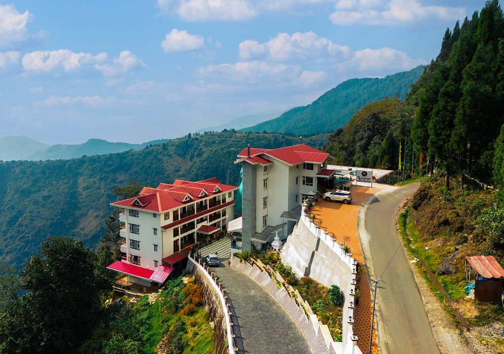 Voyage Glenz Resort