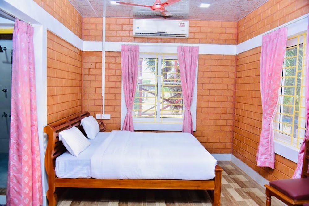 Soora Beach Resort photo 2