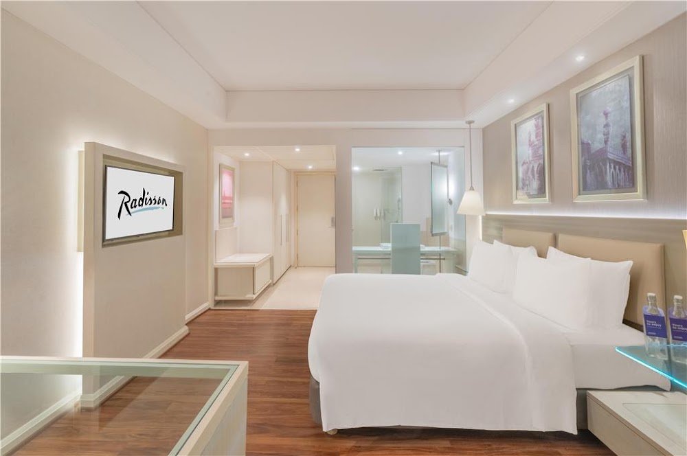 Radisson Hotel Hyderabad Hitec City photo 3