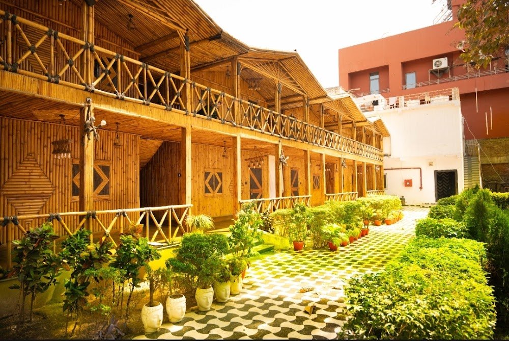 First Impression | Best Lawn in Varanasi | Best marriage lawn | Best resort for marriage