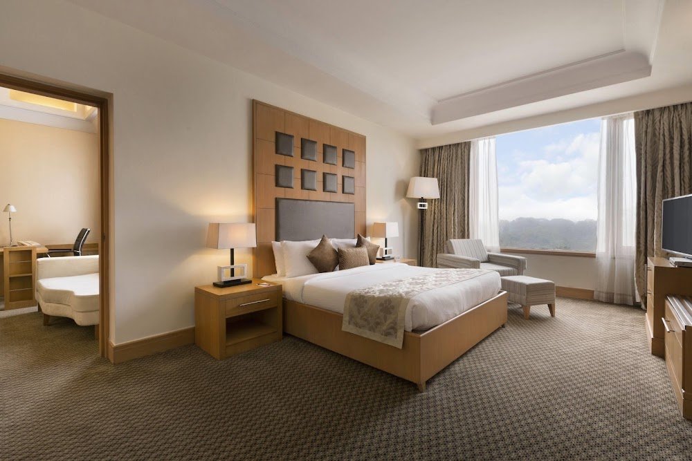 Ramada Plaza by Wyndham JHV Varanasi photo 3